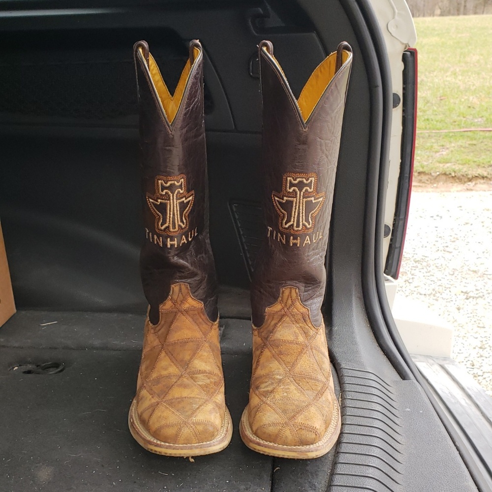 Tin haul boots